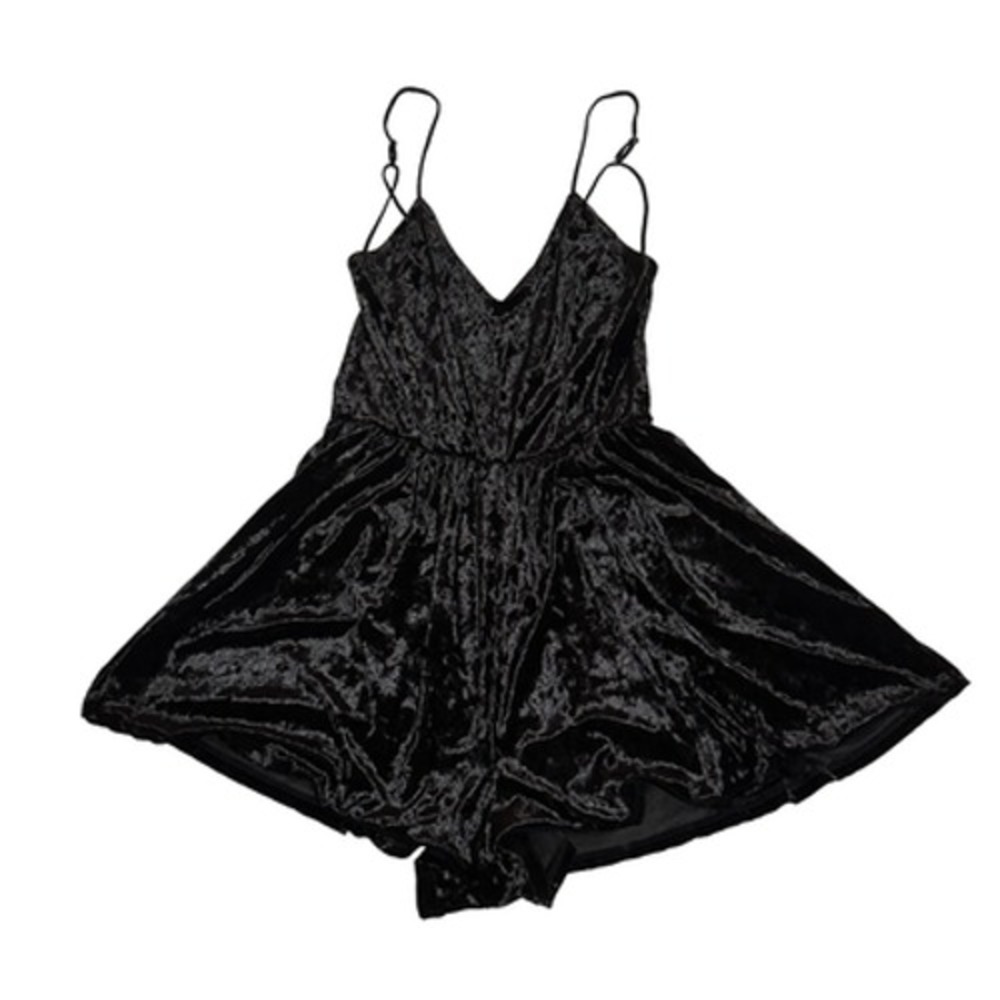LA Hearts Romper Shorts Black Large Womens Open Back‎ Crushed Velvet Velour 90s